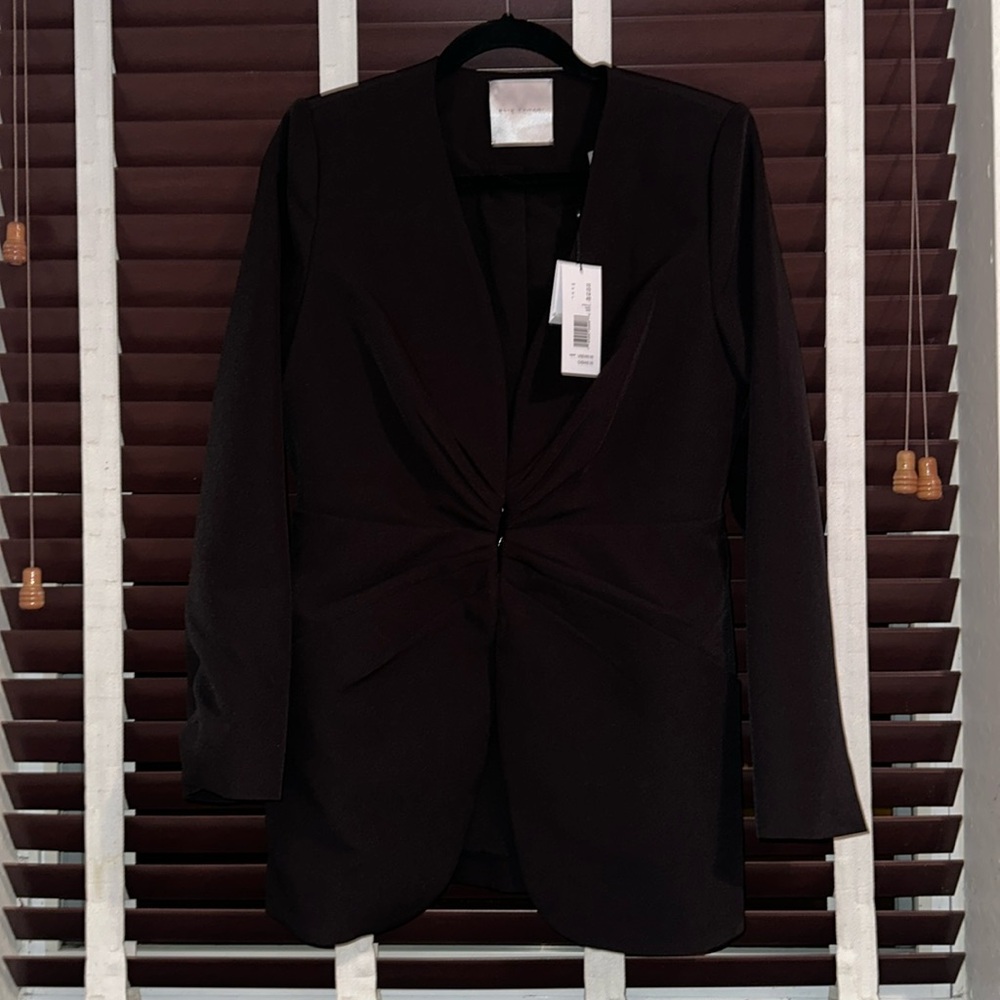 Elie Tahari Ava Slim Fit Blazer